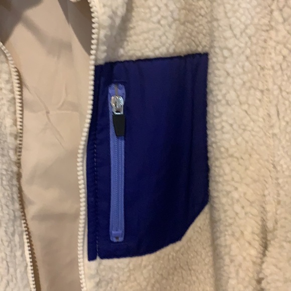 Old navy jacket - Picture 2 of 4